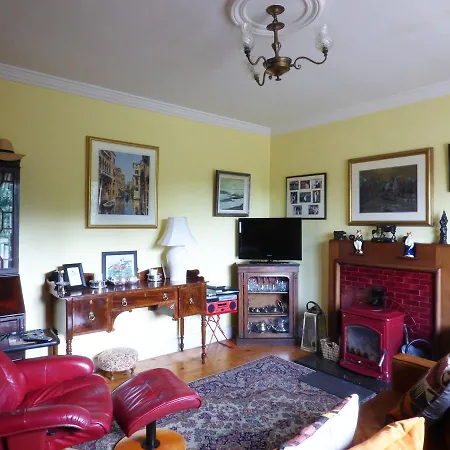 Maifield Nyaraló Mullennaglogh